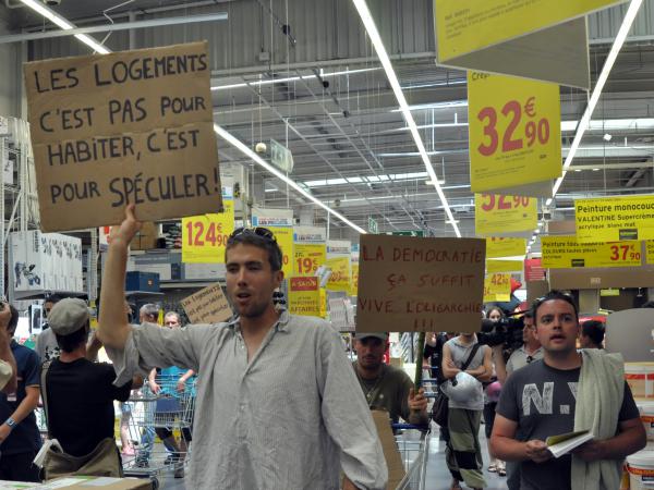 L'AlterVillage en soutien aux indignés de Bayonne